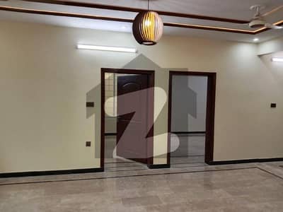 آئی ۔ 14 اسلام آباد میں 5 کمروں کا 8 مرلہ مکان 4.5 کروڑ میں برائے فروخت۔