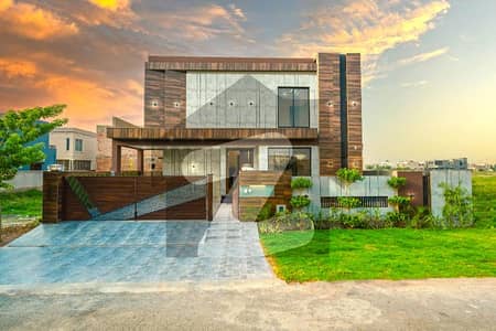 ایچ بی ایف سی ہاؤسنگ سوسائٹی لاہور میں 5 کمروں کا 1 کنال مکان 5.65 کروڑ میں برائے فروخت۔ ایچ بی ایف سی ہاؤسنگ سوسائٹی لاہور میں 5 کمروں کا 1 کنال مکان 5.65 کروڑ میں برائے فروخت۔