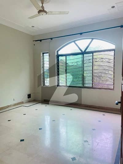 Beautiful Marble Flooring Upper Portion Available For Rent In G11 Islamabad At Big Street, 2 Bedrooms With Bathrooms, Drawing, Dining, TVL, All Miters Separate And Water Separate And Near To Markaz