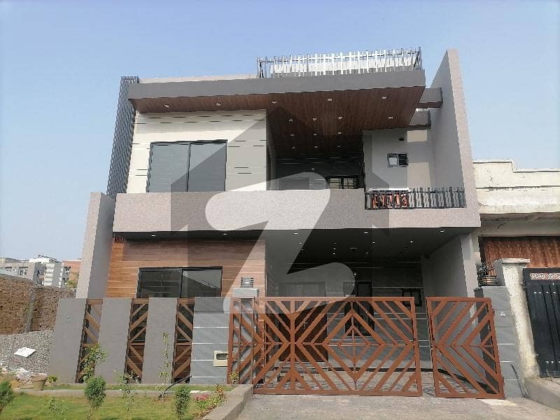 Your Search Ends Right Here With The Beautiful House In Jinnah Gardens At Affordable Price Of Pkr Rs. 32500000