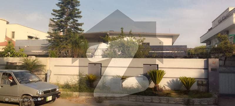 2 kanal house for sale in F-7 Islamabad 2 kanal house for sale in F-7 Islamabad