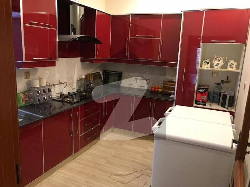 LOWER PORTION 3BEDROOM TV LOUNGE DRAWING ROOM PARKING LOWER PORTION 3BEDROOM TV LOUNGE DRAWING ROOM PARKING