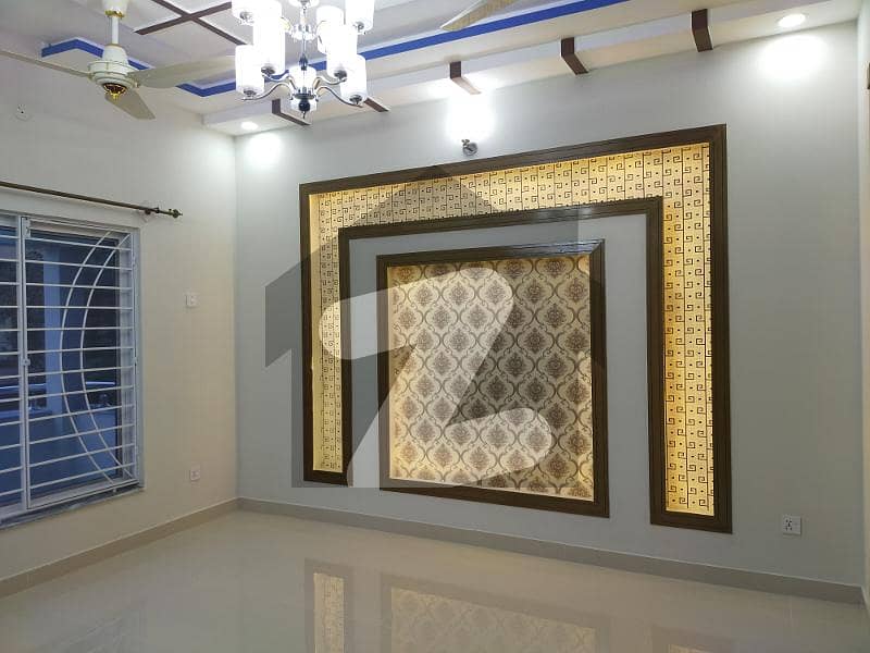 Beautiful 30x60 Upper Portion For Rent In G-11 Islamabad