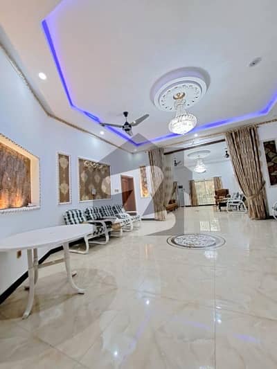 4 Kanal Lavish Farm House For Sale In Bani Gala