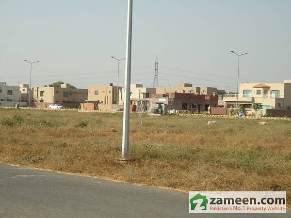 Fast Deal Offers Special Plot In DHA Phase 9 Town