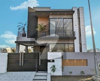 5 Marla Ultra Modern Brand New House For Rent In DHA Phase 9