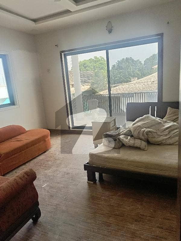 F10 Double Storey House With Basement