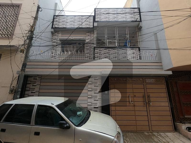 Prime Location House In Federal B Area - Block 9 Sized 120 Square Yards Is Available