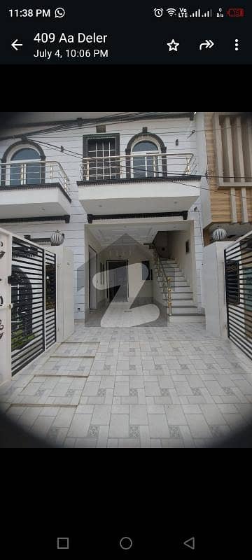 کینال گارڈنز - بلاک اے اے کینال گارڈن,لاہور میں 5 کمروں کا 5 مرلہ مکان 1.82 کروڑ میں برائے فروخت۔