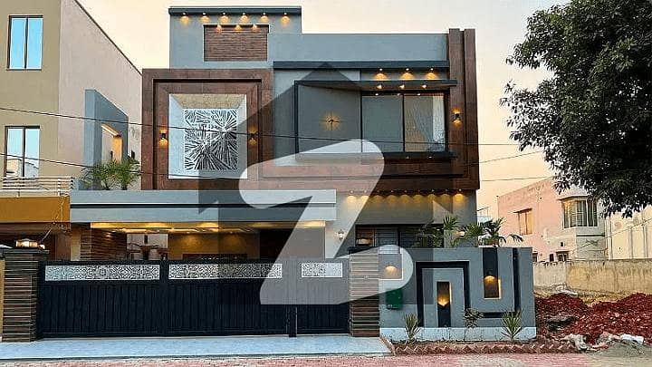 10 Marla Luxurious House For Sale Gulmohar Block Bahria Town Lahore