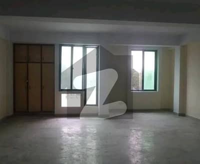 Prime Location Office Of 400 Square Feet Available For rent In I-8 Markaz