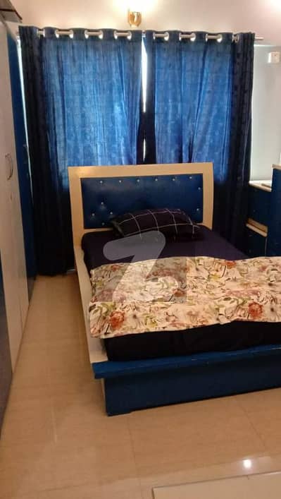 خالد بِن ولید روڈ کراچی میں 3 کمروں کا 7 مرلہ فلیٹ 2.85 کروڑ میں برائے فروخت۔