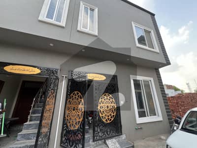 Brand New 2.6 Marla House On 40 Feet Road