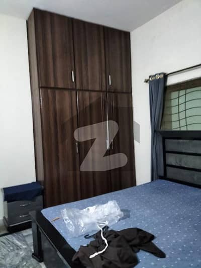 8 MARLA UPPER PORTION AVAILABLE FOR RENT IN BAHRIA TOWN UMER BLOCK (ONE BED LOCKED)