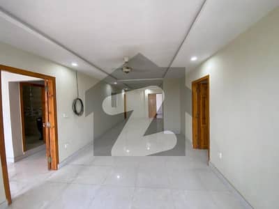 Proper 3 Bedrooms With 4 Washrooms Apartment Available For Rent In E 11 4 Main Margalla Road With Separate Wapda Meter Or Servant Room Proper Family Building Proper 3 Bedrooms With 4 Washrooms Apartment Available For Rent In E 11 4 Main Margalla Road With Separate Wapda Meter Or Servant Room Proper Family Building