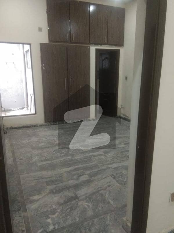 ایچ ۔ 13 اسلام آباد میں 2 کمروں کا 5 مرلہ بالائی پورشن 29.0 ہزار میں کرایہ پر دستیاب ہے۔ ایچ ۔ 13 اسلام آباد میں 2 کمروں کا 5 مرلہ بالائی پورشن 29.0 ہزار میں کرایہ پر دستیاب ہے۔
