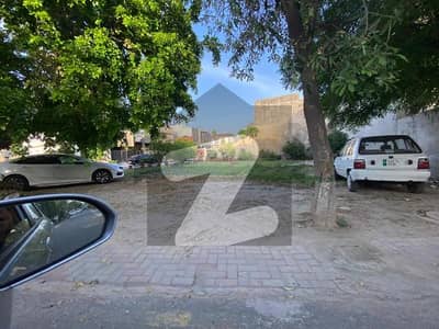 پی سی ایس آئی آر ہاؤسنگ سکیم فیز 2 پی سی ایس آئی آر ہاؤسنگ سکیم,لاہور میں 18 مرلہ رہائشی پلاٹ 4.25 کروڑ میں برائے فروخت۔ پی سی ایس آئی آر ہاؤسنگ سکیم فیز 2 پی سی ایس آئی آر ہاؤسنگ سکیم,لاہور میں 18 مرلہ رہائشی پلاٹ 4.25 کروڑ میں برائے فروخت۔