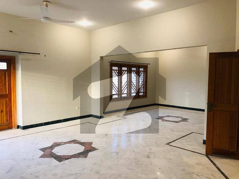 600 Yard 1st Floor Available For Rent In Sector W 600 Yard 1st Floor Available For Rent In Sector W