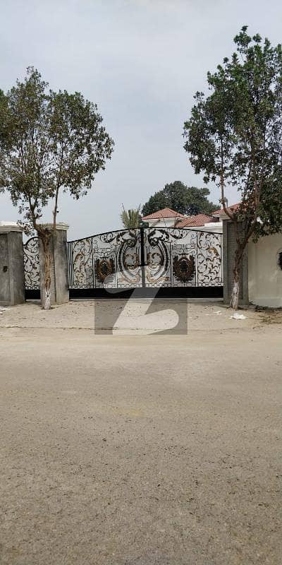 برکی روڈ کینٹ,لاہور میں 4 کنال رہائشی پلاٹ 1.6 کروڑ میں برائے فروخت۔
