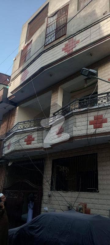 Tripple Story House In Ideal Location For Sale Farooq-e-Azam Road ...