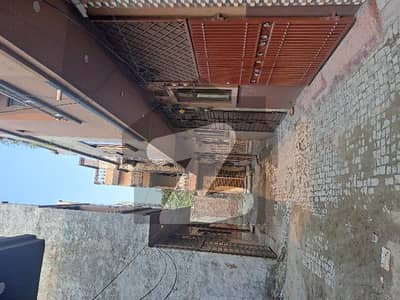 Hot Location Very Nearly Main Canal Road Harbanspura 2Marla House