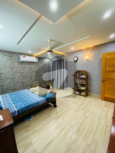 1 Kanal House For Sale In With Basement AIR AVENUE PH 8