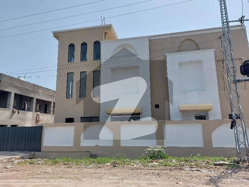 For Sale. Factory Double Storey 200. Kva Transformer Installed And Full Ready RCCI Building Investors Price For Sale. Factory Double Storey 200. Kva Transformer Installed And Full Ready RCCI Building Investors Price
