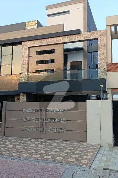 بحریہ آرچرڈ لاہور میں 5 کمروں کا 8 مرلہ مکان 95.0 ہزار میں کرایہ پر دستیاب ہے۔ بحریہ آرچرڈ لاہور میں 5 کمروں کا 8 مرلہ مکان 95.0 ہزار میں کرایہ پر دستیاب ہے۔