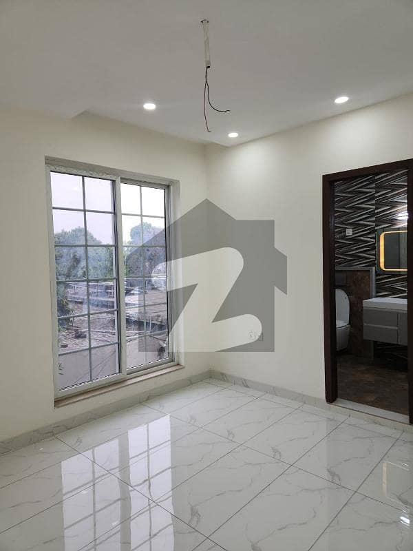 One Bedroom Un Furnished Apartment For Rent In Gulberg