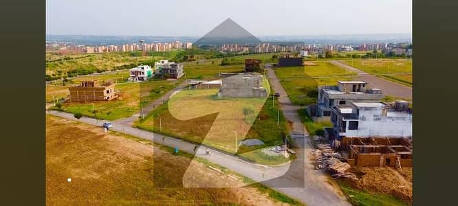 A 7 Marla Residential Plot Located In Gulberg Residencia - Block V Is Available For Sale