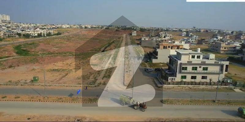 G-14 Beautiful Location 30*60 Residential Plot For Sale