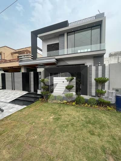 Brand New Luxurious Beautiful Modern Design Full House Lowest Rental Price In DHA Phase 7