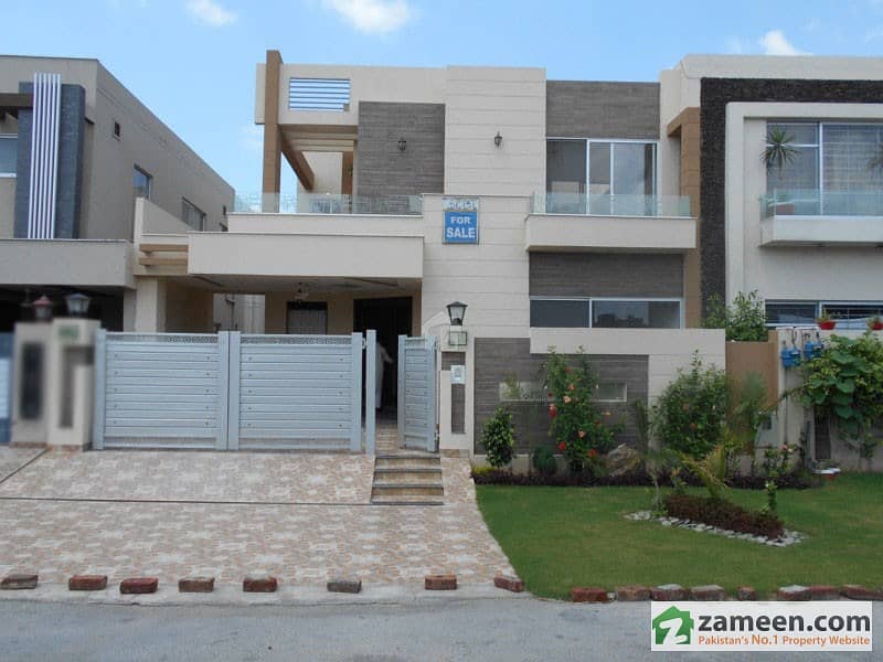 10 Marla Brand New Beautiful House For Sale in DHA