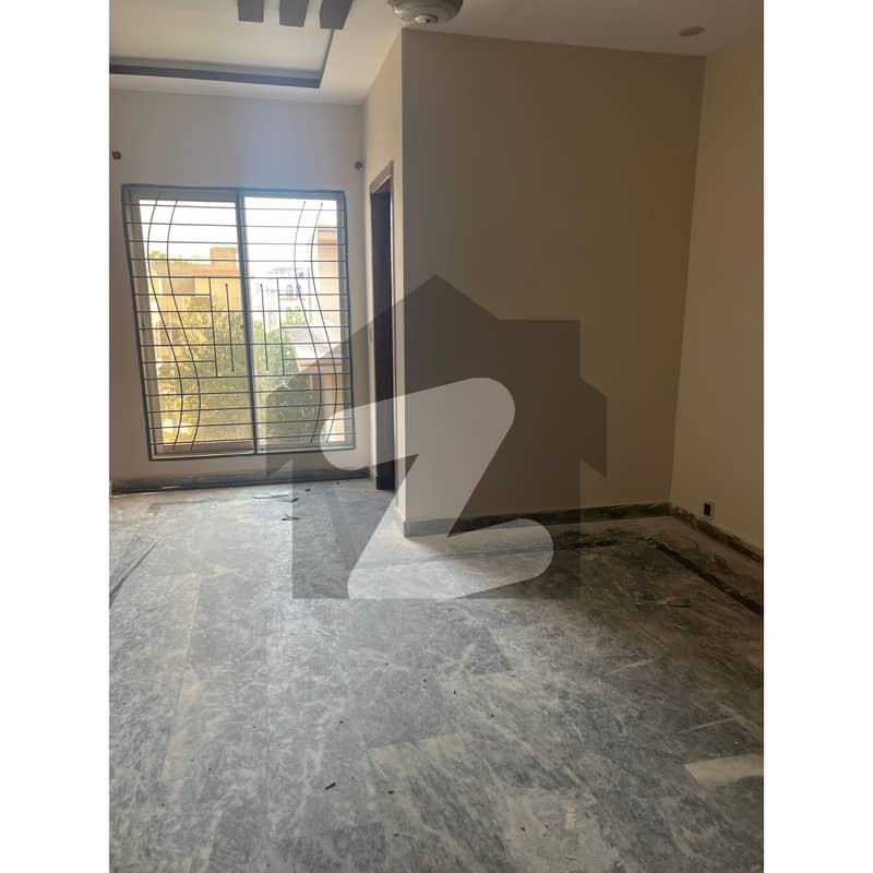 5 MARLA SECOND FLOOR AVAILABLE FOR RENT IN GULSHAN E LHR