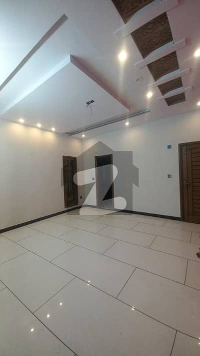 ULTRA MODREN STYLE UPPER PORTION ON WIDE LOCATION