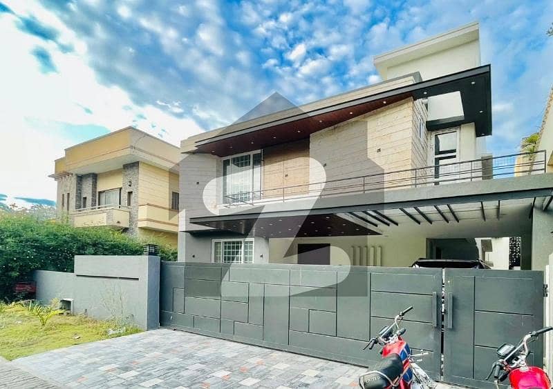 1 Kanal Designer House For Sale 1 Kanal Designer House For Sale