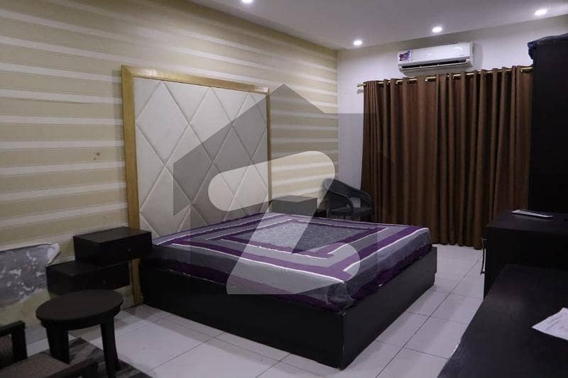 Fully Furnished Room Available For Rent at Faisalabad Fully Furnished Room Available For Rent at Faisalabad