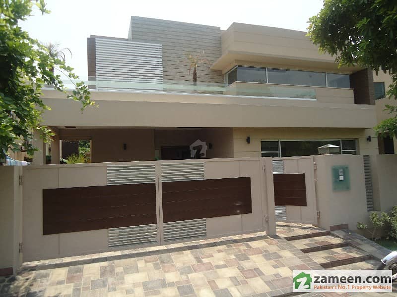 Latest Mazhar Munir Design 1 Kanal Stylish Brand New House For Sale In DHA Phase 4