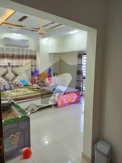 Flat For Sale In Shaheed Millat Road