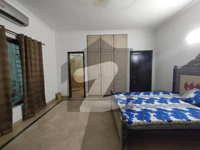 گُلدشت ٹاؤن لاہور میں 1 کمرے کا 16 مرلہ کمرہ 35.0 ہزار میں کرایہ پر دستیاب ہے۔