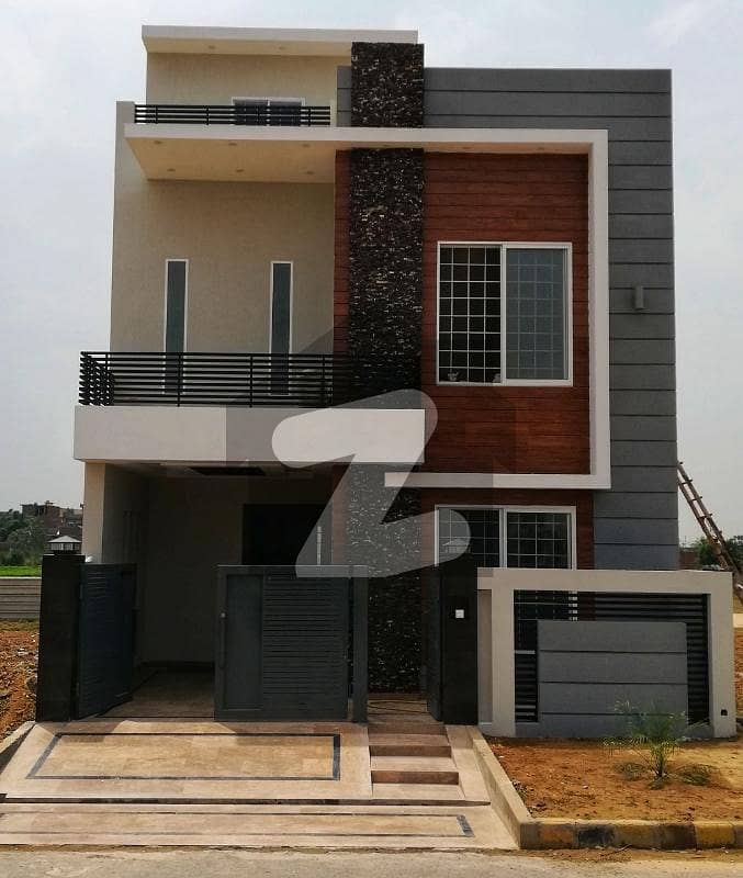 5 Marla House Available For Rent 5 Marla House Available For Rent