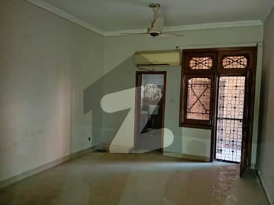 SEPARATE GATE, BEAUTIFUL LOWER PORTION AVAILABLE FOR RENT IN JOHAR TOWN LAHORE