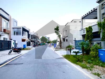 12 Marla Plot facing park + corner plot in Zinia Block, Bahria Nasheman, Lahore - Fully Developed, LDA Approved Society 12 Marla Plot facing park + corner plot in Zinia Block, Bahria Nasheman, Lahore - Fully Developed, LDA Approved Society