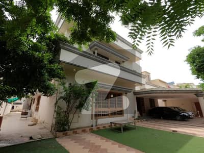 1000 Square Yards Bunglaow Availbe For Sale In Dha Phase 5 Karachi 1000 Square Yards Bunglaow Availbe For Sale In Dha Phase 5 Karachi