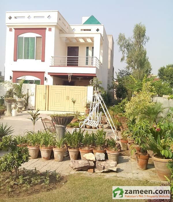 An Alluring 5 Marla House For Sale in Umer Block Bahria Town