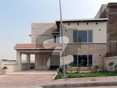 بحریہ گارڈن سٹی - زون 1 بحریہ گارڈن سٹی,بحریہ ٹاؤن,اسلام آباد میں 5 کمروں کا 12 مرلہ مکان 5.2 کروڑ میں برائے فروخت۔