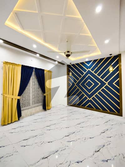 Prime Location 5 Marla House For Sale In Park View City Lahore
