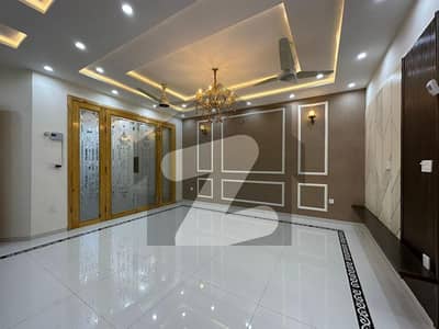 Corner Slightly 5 Marla House Available For Sale In Park View City, Lahore