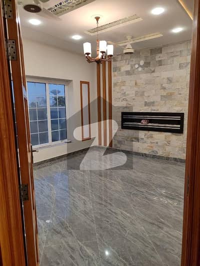 Modern Living In Lahore Stunning 5 Marla House For Sale In Park View City