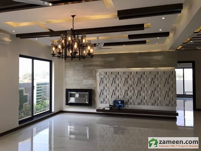 1 Kanal Modern Architect Bungalow For Sale In Low Price